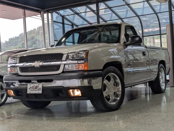 2005 Chevrolet Silverado, photo 1