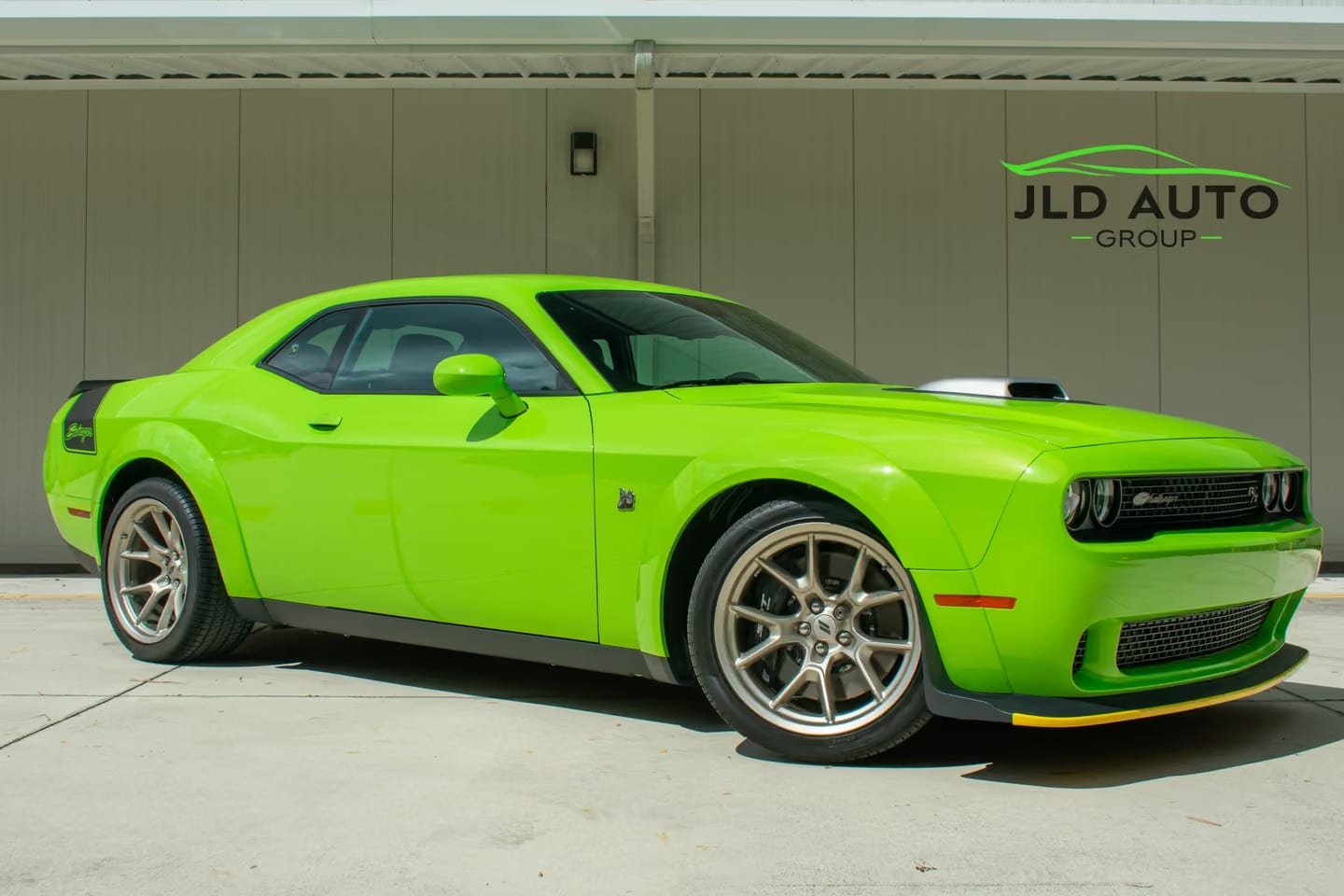 2023 Dodge Challenger, photo 1