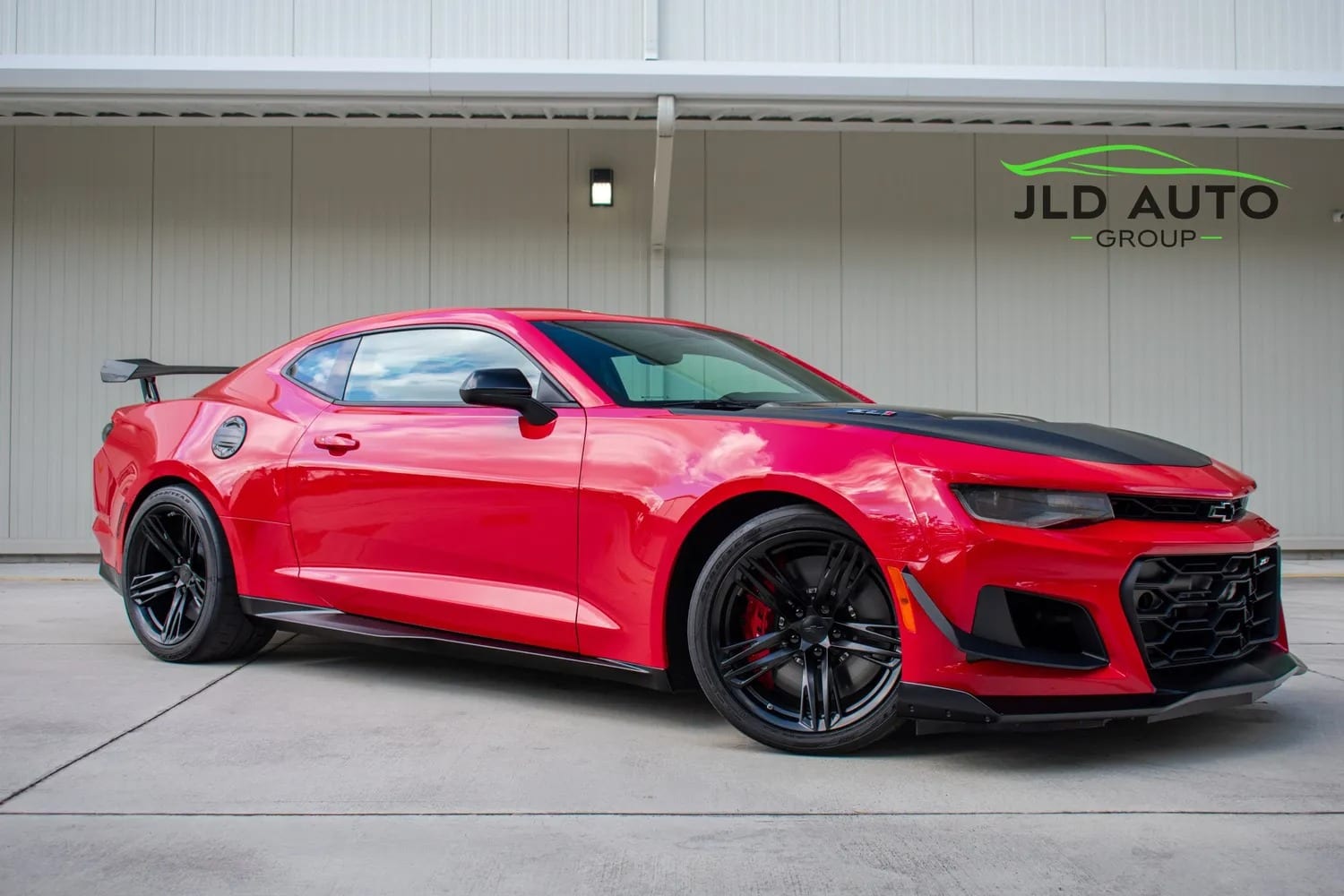 2023 Chevrolet Camaro, photo 1