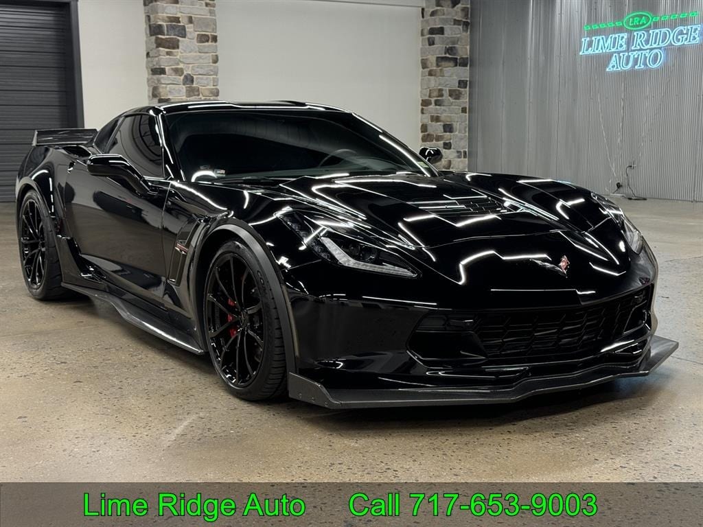 2017 Chevrolet Corvette, photo 1