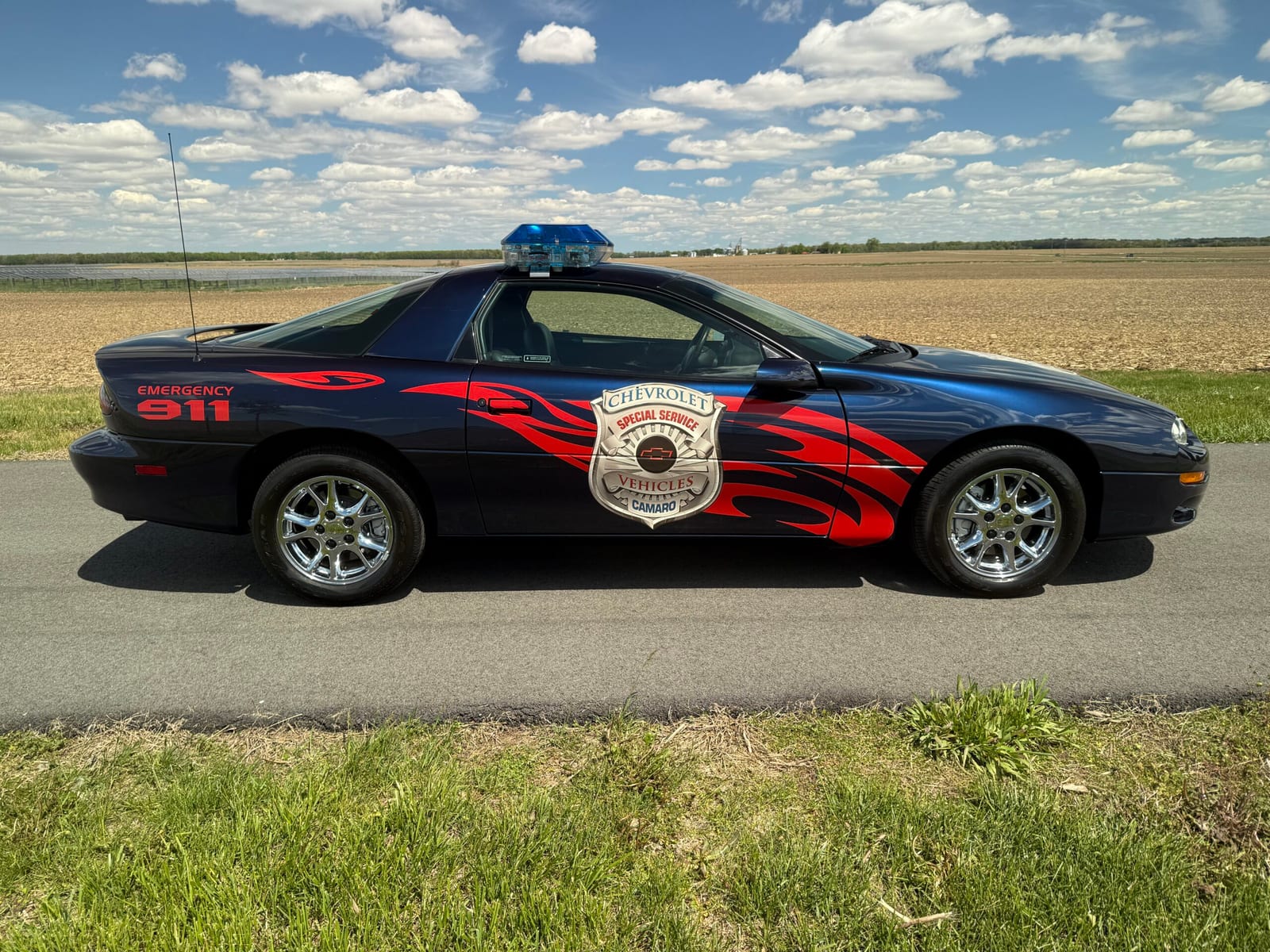 2002 Chevrolet Camaro, photo 1