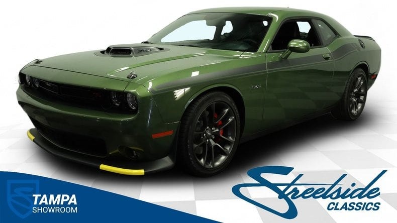 2023 Dodge Challenger, photo 1