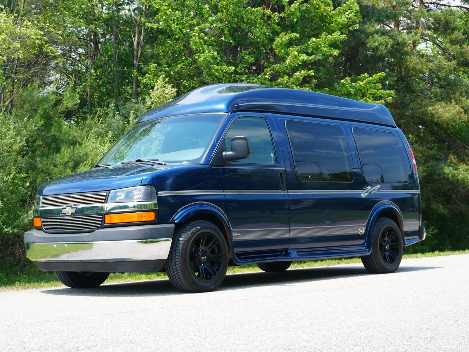 2003 Chevrolet Express 1500 Conversion Van, photo 1
