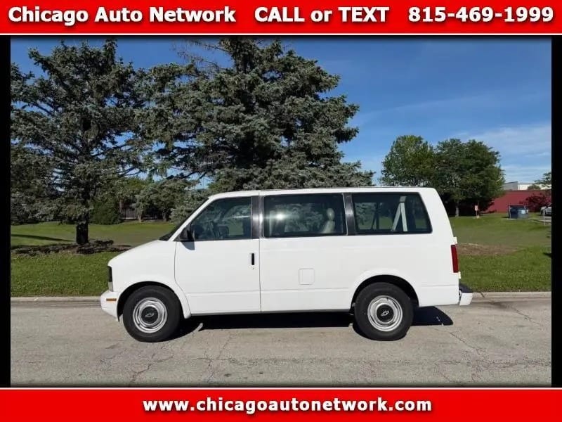 1999 Chevrolet Astro Van, photo 1