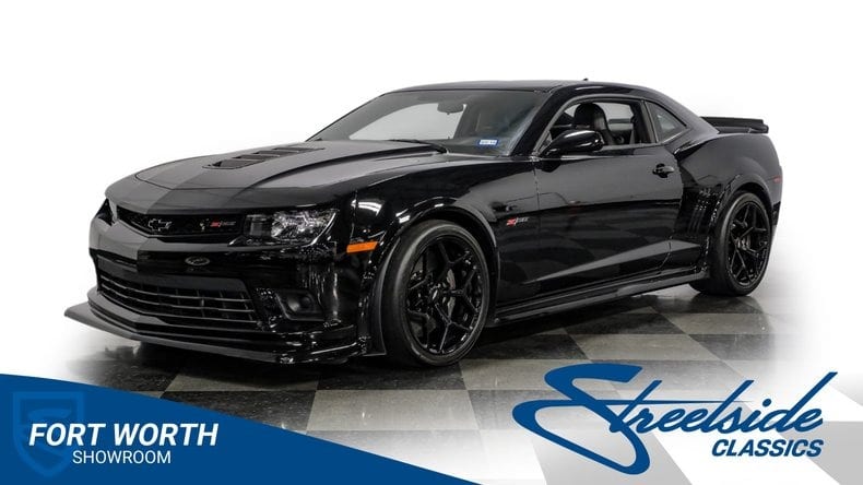 2015 Chevrolet Camaro, photo 1
