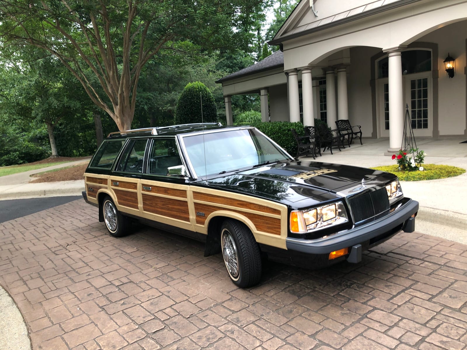 1986 Chrysler Le Baron, photo 1