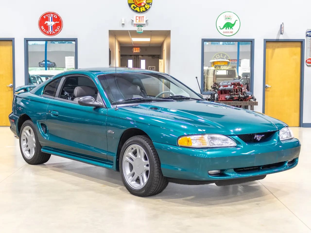 1996 Ford Mustang, photo 1